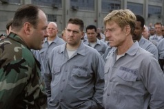 En "The Last Castle" junto a Robert Redford